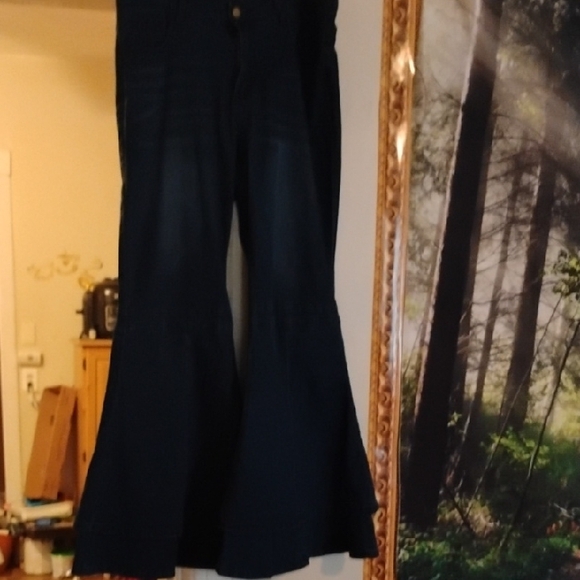 #4. Blue Flared Women's Jeans - Picture 5 of 6